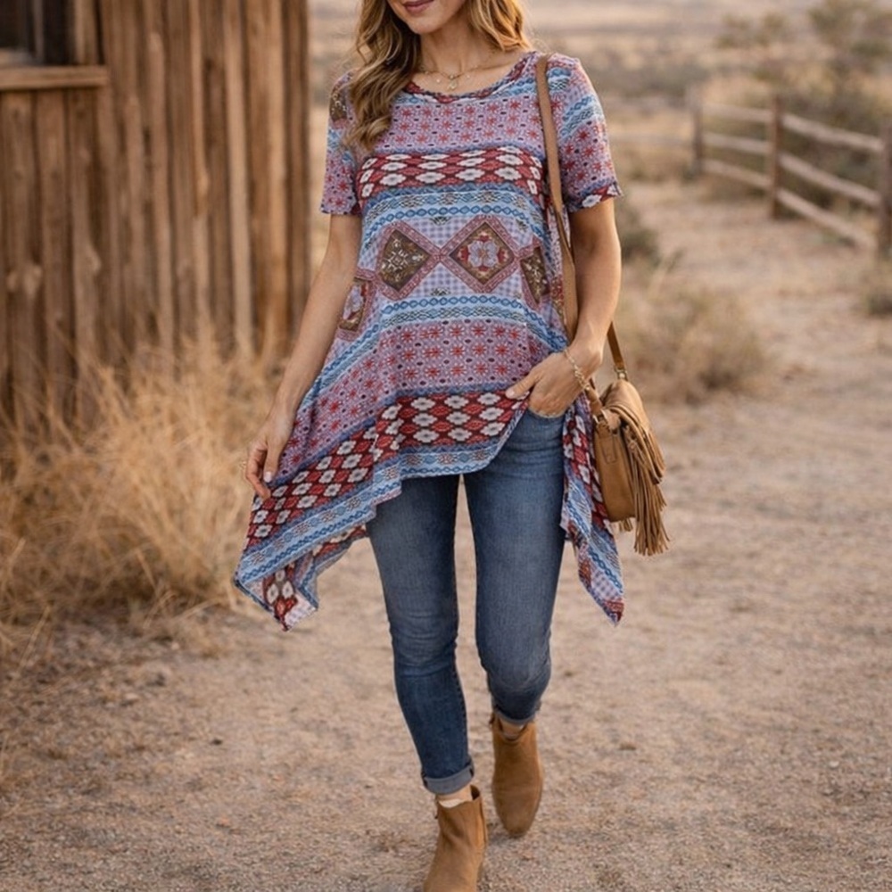 Agnes & Dora Aztec Handkerchief Tunic Top Hi Lo Blue Red Print XS NWT